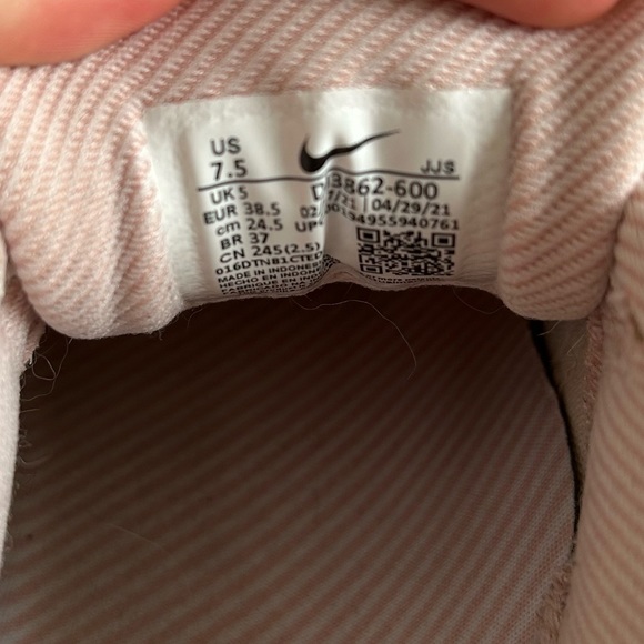 Nike Air Max 90 Light Pink (2021 color) - Picture 6 of 6